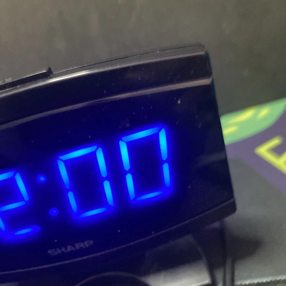 Sharp Alarm Clock SPC106  Nice Blue Big Number Alarm A1